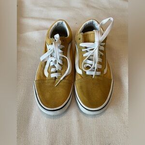 Vans women size 5